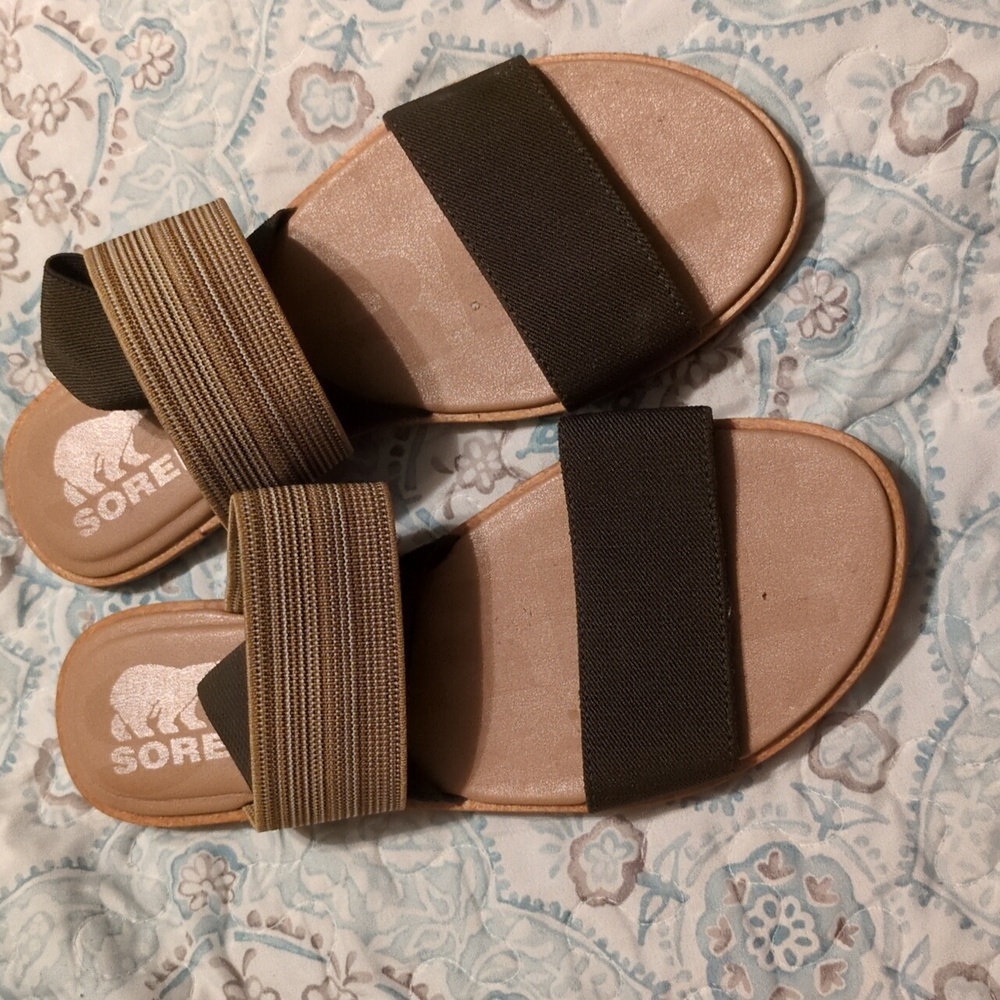 Sorel sandals 7.5